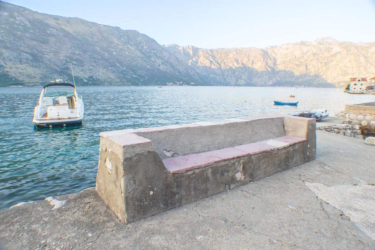 Pallazo Uniqato Seafront Kotor Eksteriør billede